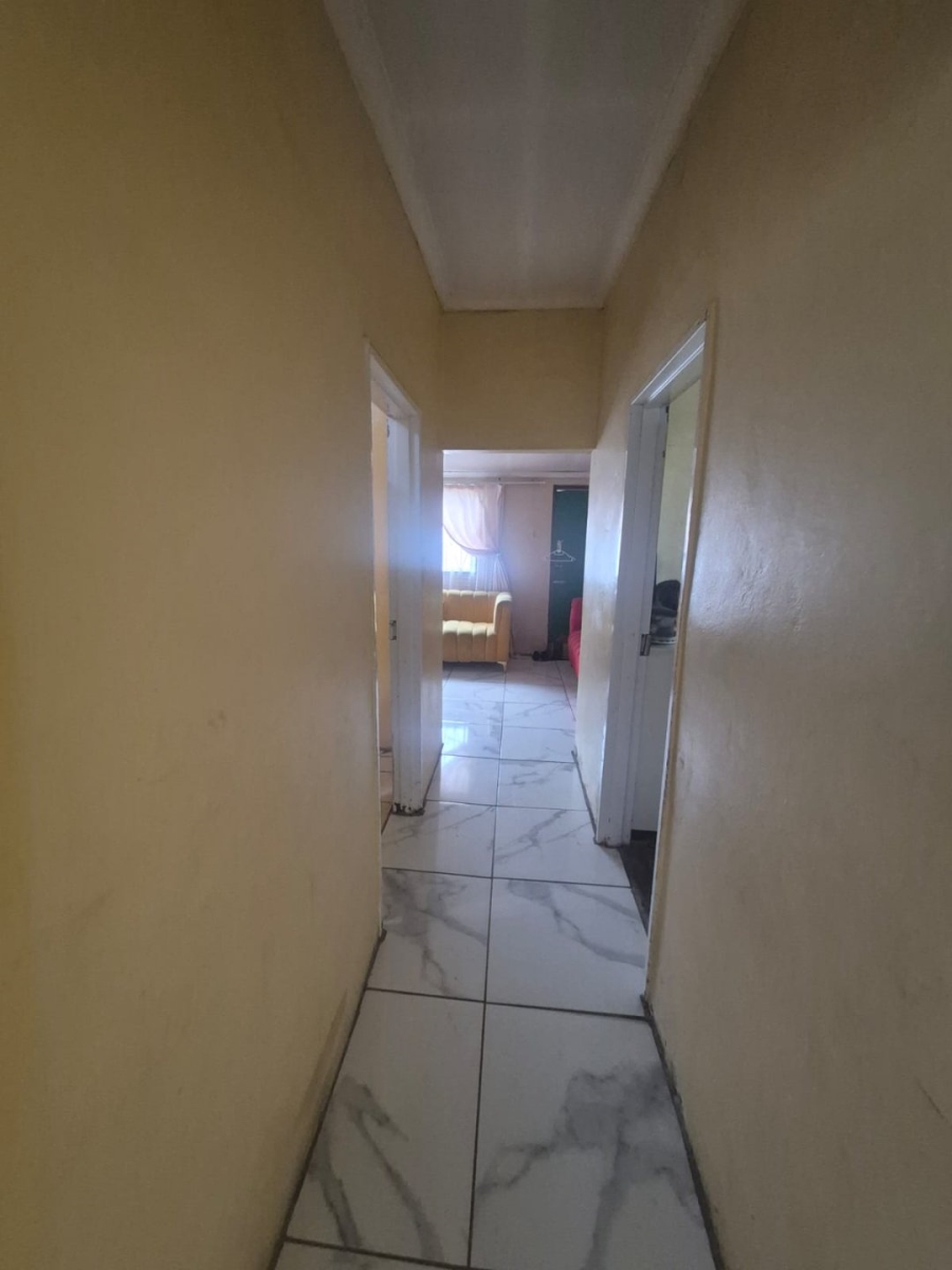 2 Bedroom Property for Sale in Zwide Eastern Cape